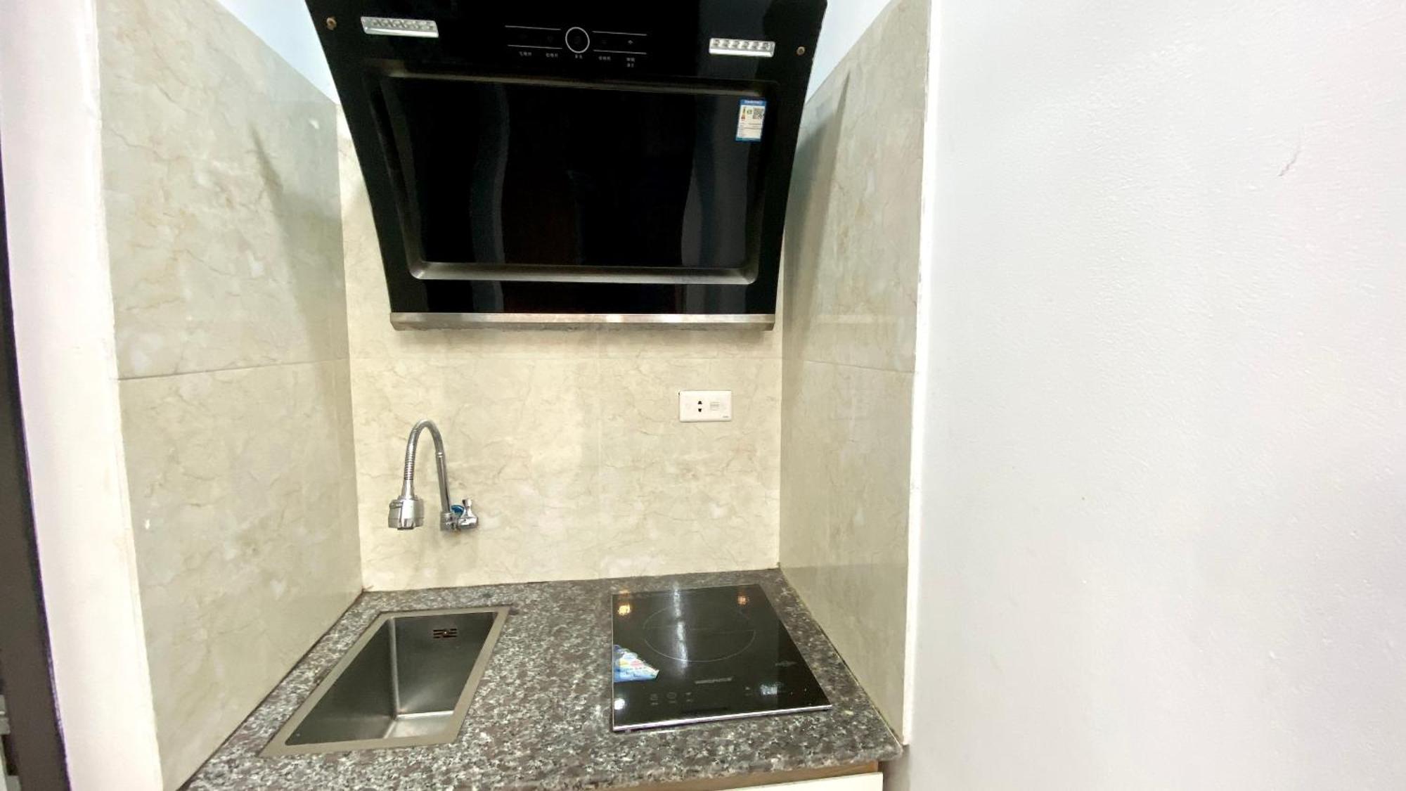 Era Apartment Ham Long Hanoi Luaran gambar